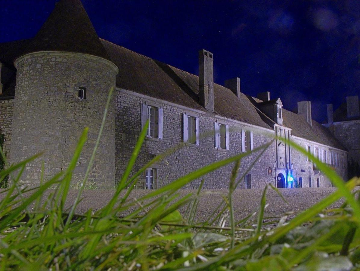 Chateau De La Berchere Нюї-Сен-Жорж Екстер'єр фото